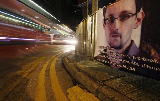 Людиною року за версією The Guardian став Сноуден