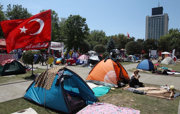 Власти Турции накажут более 250 протестовавших в защиту парка Гези