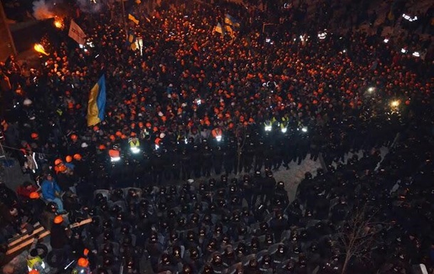 Евромайдан: штурм перешел в фазу переговоров  