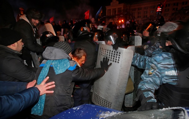 После ночной расчистки Майдана госпитализированы 6 митингующих и 9 правоохранителей - КГГА