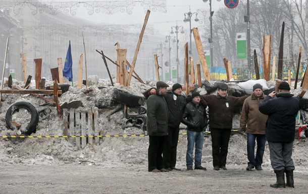 Майдан - фото - баррикады - Евромайдан