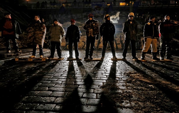 Охрана Майдана вызвала милицию на пьяного, пытавшегося затеять драку