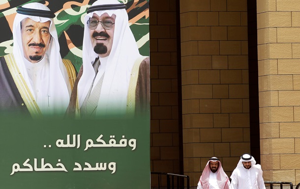 У Саудівській Аравії за критику монархії правозахисника засудили до в язниці і 300 ударів батогом