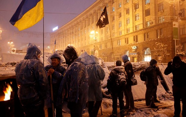 Суд відклав розгляд позову Київради про звільнення мітингувальниками центральної частини міста