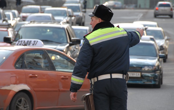 ГАИ вывела на киевские дороги спецотряд ДПС особого назначения