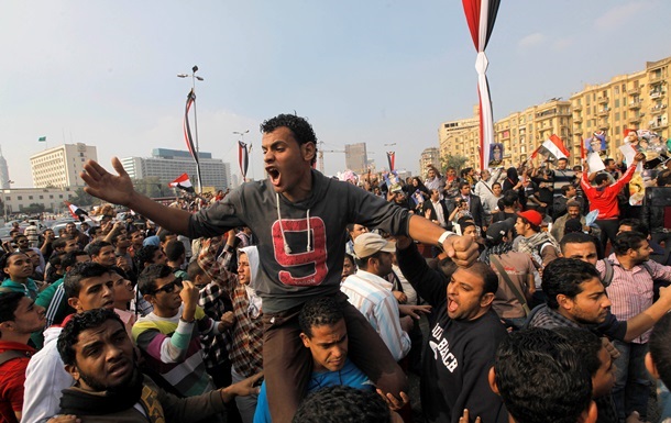 Близько 17 людей загинули через зіткнення між ісламістами-маніфестантами і поліцією в Єгипті