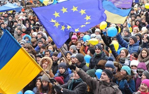 Евродепутат считает, что на акции протеста следует давать политический ответ