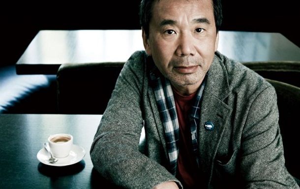 Популярному писателю Харуки Мураками исполнилось 65 лет