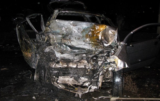 В дорожно-транспортном происшествии в Луганске погибли три человека