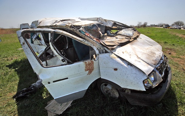 Більш ніж сто людей загинули на дорогах Криму у 2013 році