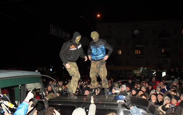 США осудили действия митингующих после суда над  васильковскими террористами 
