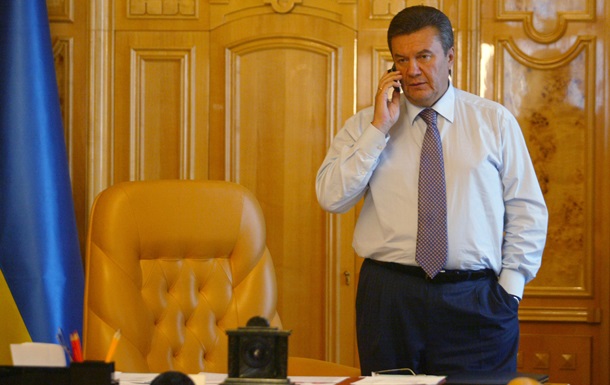 Янукович доручив уряду збалансувати платіжний баланс 