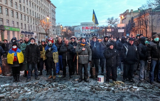Коменданты объявили максимальную мобилизацию добровольцев самообороны Майдана