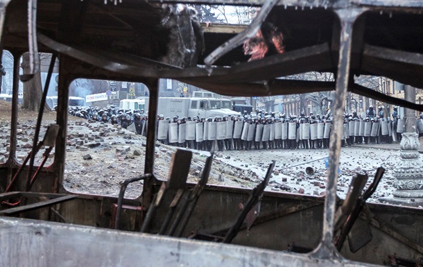 Число пострадавших правоохранителей в центре Киева превысило 160 человек – МВД