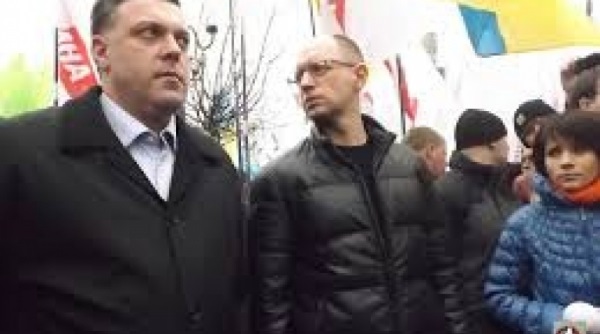 Война за лидерство: Яценюк и Тягнибок против Кличко
