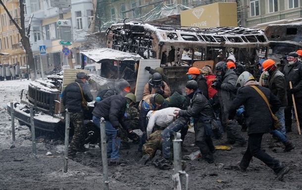 Украинцы собрали почти 180 тыс. грн на протез для потерявшего кисть руки активиста