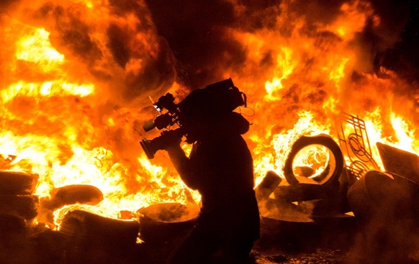 Во время протестов в Украине пострадало 116 журналистов – НСЖУ