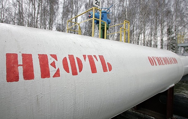 У РФ з 1 лютого знизили мито на експорт нафти