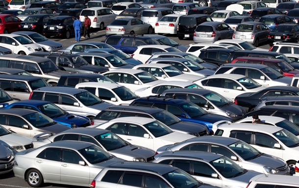 Продажі легкових автомобілів в Україні зросли на 4% у січні