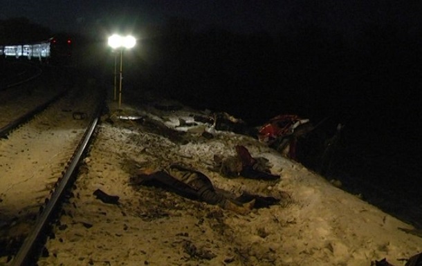 Кількість жертв зіткнення маршрутки з поїздом у Сумській області зросла до 13