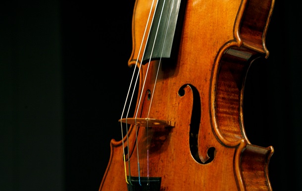 У США затримано трьох чоловіків, яких підозрюють у крадіжці скрипки Страдіварі
