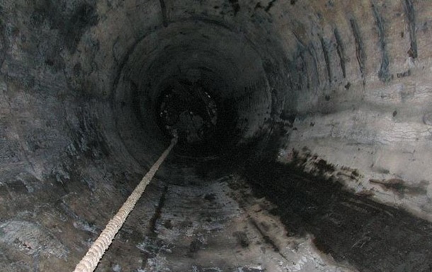 На непрацюючій шахті Донецька після обвалення породи зник гірник