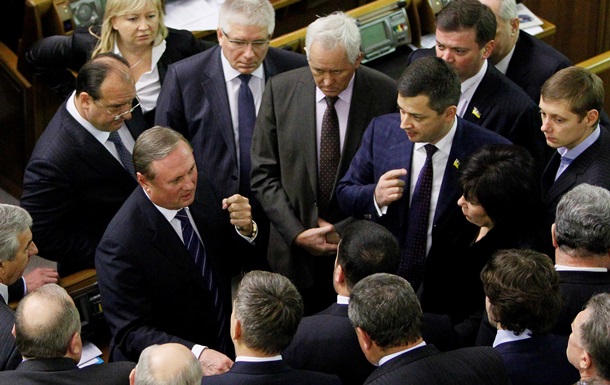 Янукович пребывает в прекрасном физическом состоянии - Ефремов