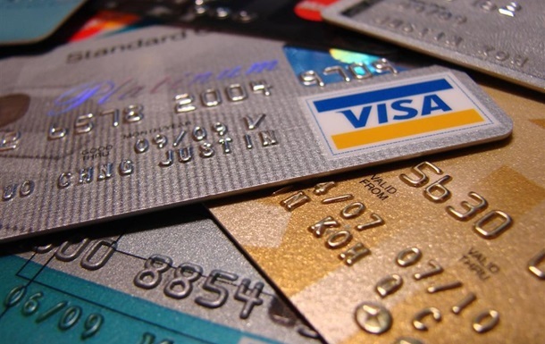 В Украине на начало 2014 года в обращении зафиксировано более 35,6 миллионов активных платежных карт