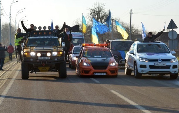 Апелляционный суд отпустил под домашний арест шестерых автомайдановцев
