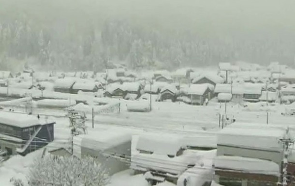 У Японії понад 770 рейсів скасовано через снігопади