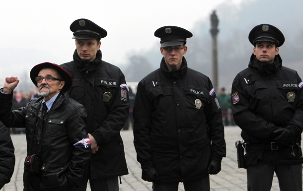 Чешская полиция пройдет курс национальной живописи
