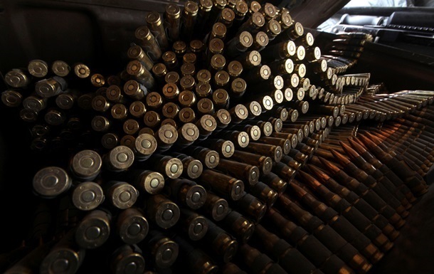 В Україні хочуть дозволити вільний продаж вогнепальної зброї