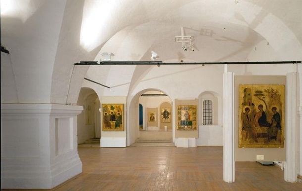 Московський музей достроково закрив виставку у Києві