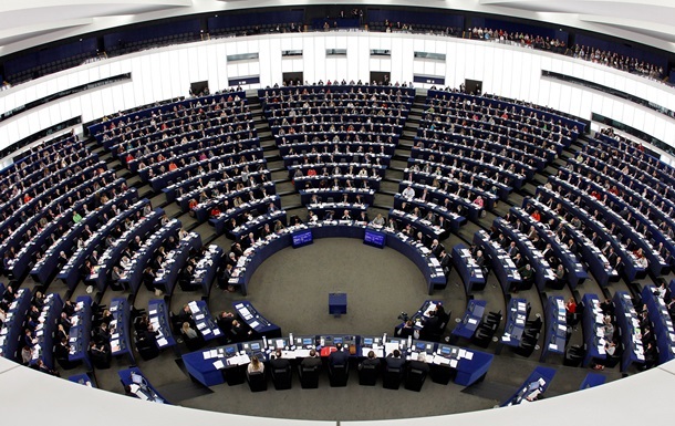 Європарламент закликає Україну захищати мовні права меншин