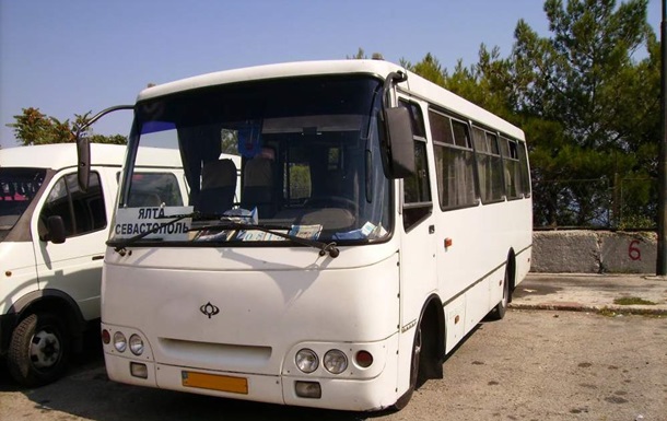 В Крыму возобновили движение автобусов в Симферополь