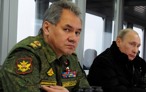 В Крыму нет российских войск - глава Минобороны РФ