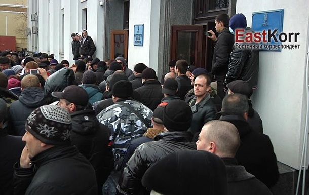 Відкрито кримінальне провадження за фактом захоплення Луганської облдержадміністрації