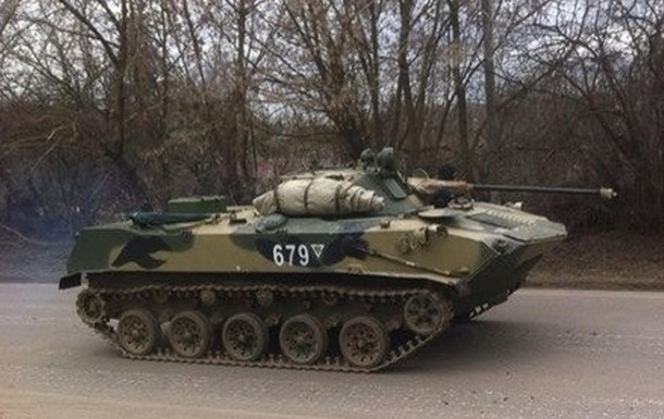 Вблизи восточных границ Украины замечено множество российских танков