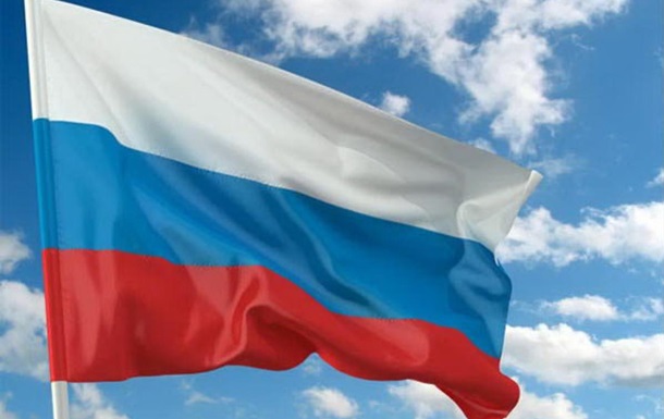 Москвичів просять вивішувати на балконах прапори РФ на честь приєднання Криму до її складу