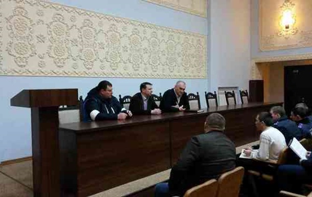 Депутати Київради та міліція чергують спільно з Громадськими вартами