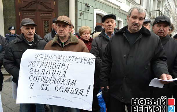 Украинцы понемногу выходят из политической летаргии. Давно пора!