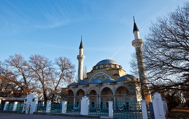Кримські татари пропонують свої мечеті парафіянам УПЦ КП у Криму 