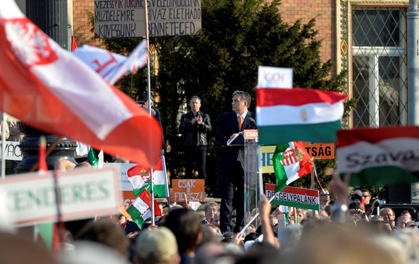 Венгрия официально опровергла посягательства на территорию Украины