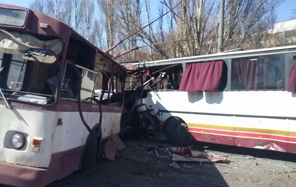 В Донецкой области столкнулись троллейбус и автобус: погибли пять человек