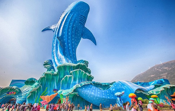 В Китае открылся самый большой в мире океанариум
