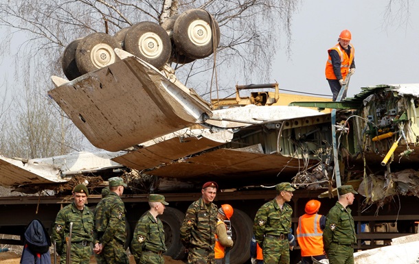 На борту Ту-154, що розбився під Смоленськом, вибуху не було - прокуратура Польщі 