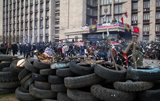 Міліція залишила площу біля будівлі Донецької ОДА на прохання мітингувальників - Тарута