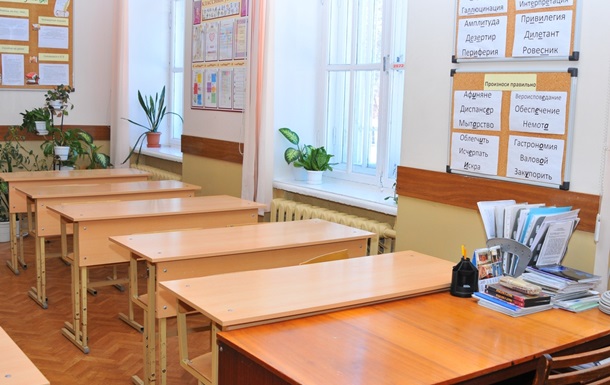 У Криму примусили звільнитися директора єдиної української школи