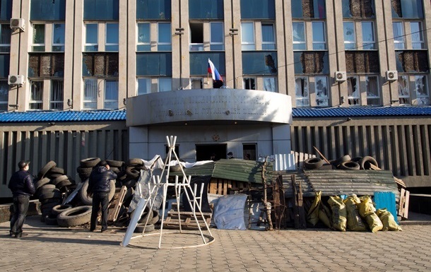 Власти Луганска требуют отменить антитеррористическую операцию против митингующих