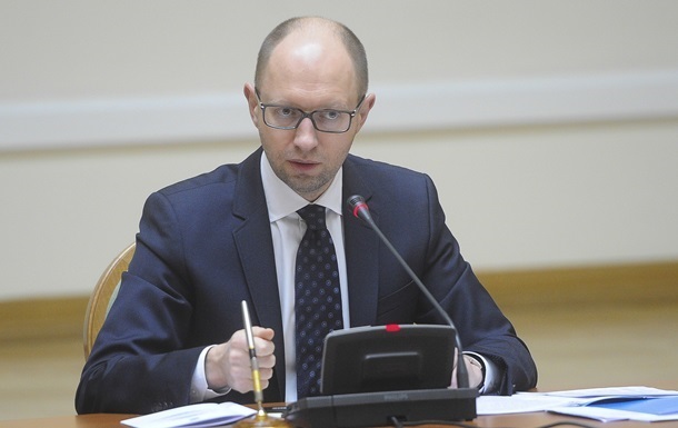 Президента треба позбавити права призначати членів уряду - Яценюк 
